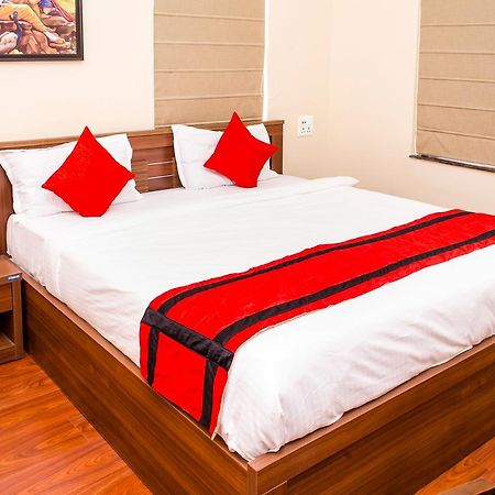 Oyo 7187 Earth Aromaa Hotell Kolkata Eksteriør bilde